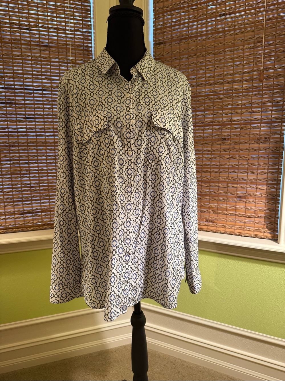Express White and Navy Geometric Button-Up Blouse